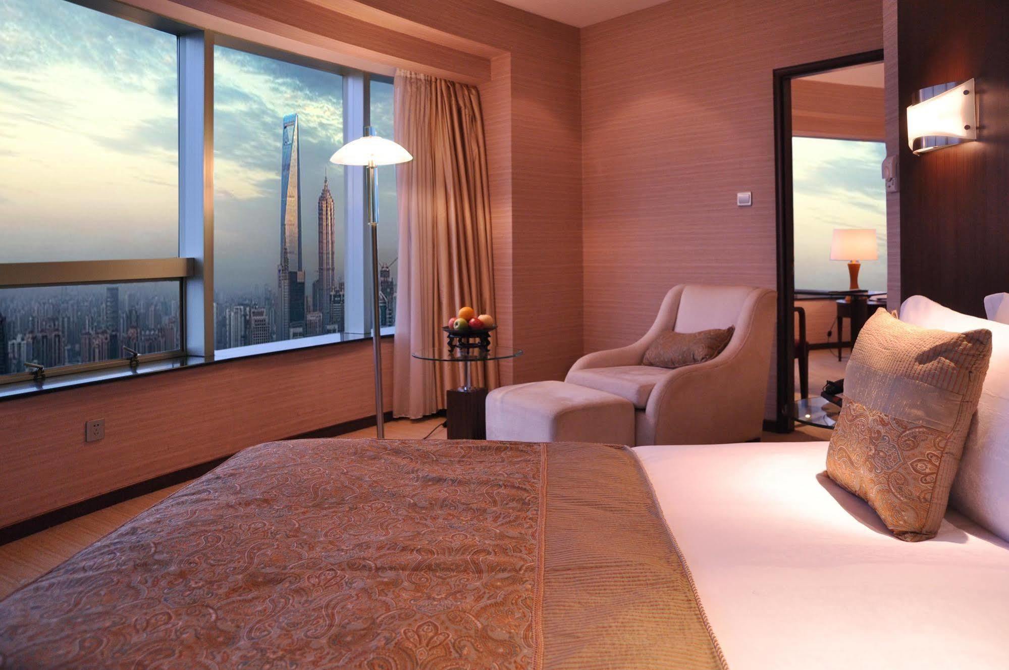 Отель Jinling Purple Mountain Shanghai（shanghai Grand Trustel Purple Mountain Hotel） 5*