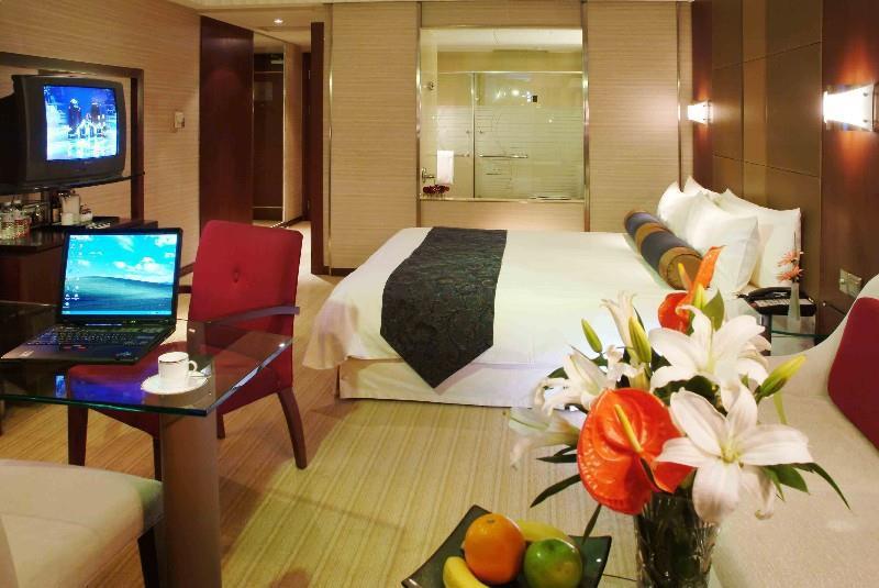 Отель Jinling Purple Mountain Shanghai（shanghai Grand Trustel Purple Mountain Hotel）